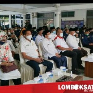 Bupati melantik pengurus karang taruna