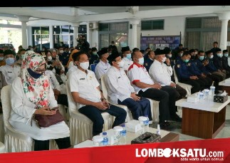 Bupati melantik pengurus karang taruna