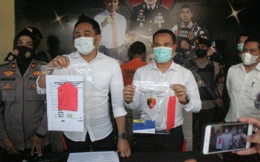 Polisi menangkap terduga penggelapan uang nasabha