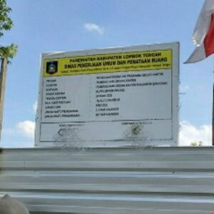 Plang proyek pembangunan Mapolres Lombok Tengah