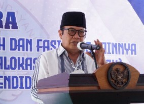 Wabup Lotim H Rumaksi