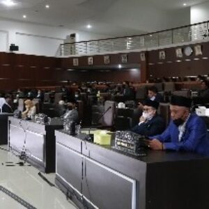 Sidang paripurna DPRD Lombok Timur