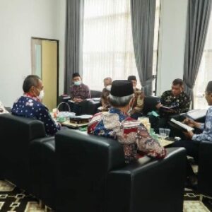 Sekda rakor betsama OPD bahas data penduduk dan jaminan kesehatan