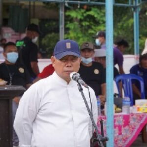 Bupati Lombok Timur HM Sukiman Azmy saat membuka Turnamen Larpa Cup III 2022