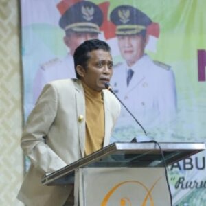 Bupati HL Pathul Bahri saat membuka Musrenbang