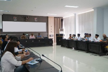 Pertemuan membahas Lotim Berkembang bersama OJK