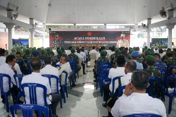 Pembukaan pelaksanaan pembangunan rumah Pemkab Lotim kerja sama TNI melalui program TMMD