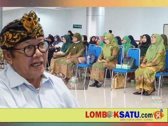 H Rumaksi saat membuka acara penguatan literasi dan pelatihan UMKM