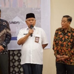 Bupati Lombok Timur HM Sukiman Azmy