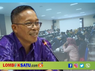 Sekda HM Juaini Taofik saat sosialisasi percepatan pengisian e-katalog lokal dan on boarding katalog lokal