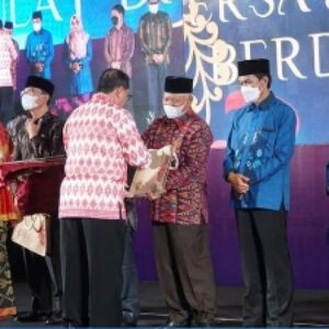 Bupati Lombok Timur HM Sukiman Azmy ikuti Talkshow on Strategic Issues in G20 di Mataram
