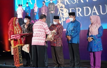 Bupati Lombok Timur HM Sukiman Azmy ikuti Talkshow on Strategic Issues in G20 di Mataram