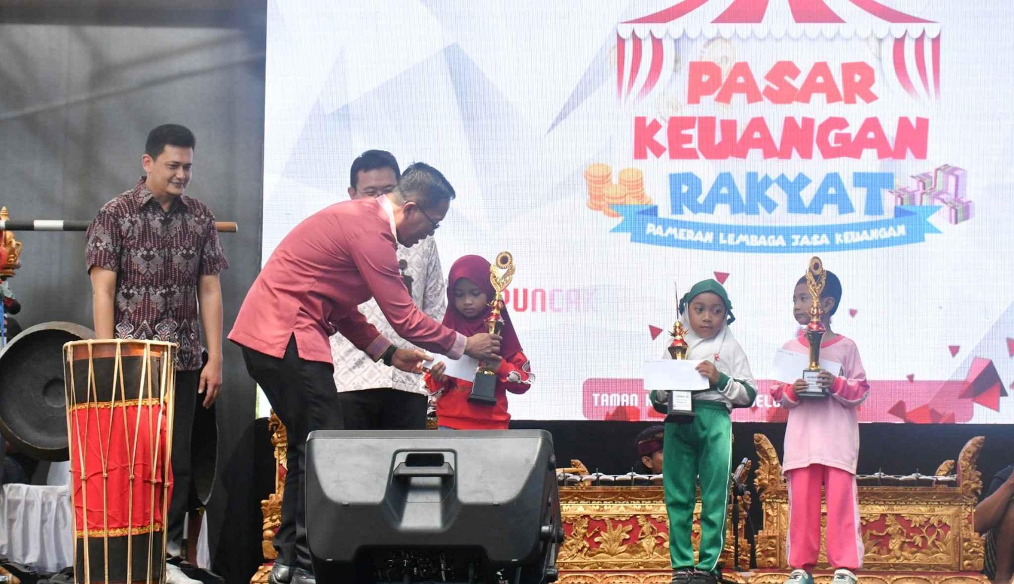 uang